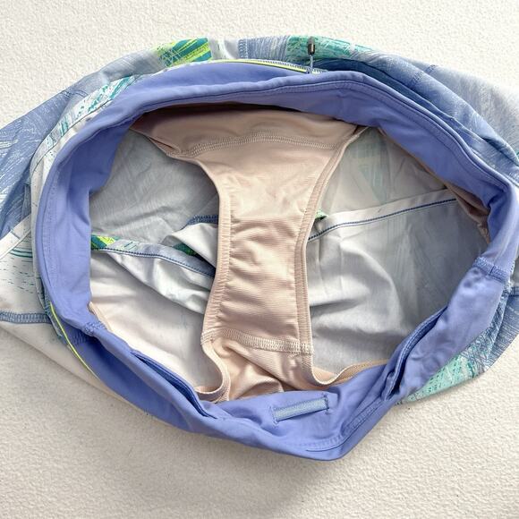 Lululemon Women Run Speed Shorts Wind Chill White Lullaby Ray Light Blue Print 6 - Picture 5 of 8